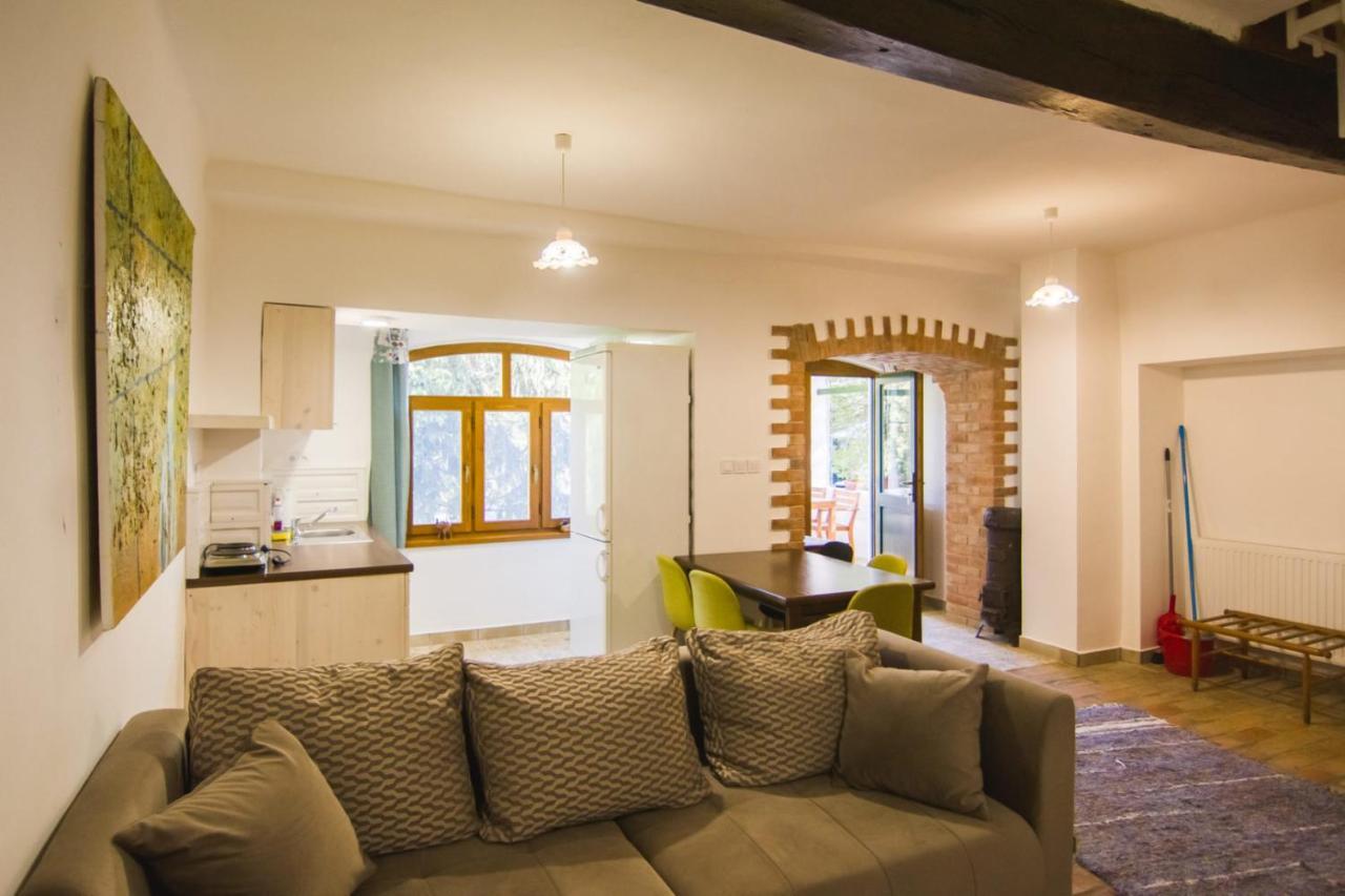 Natura Panzio&Apartmanhaz Orfű Buitenkant foto